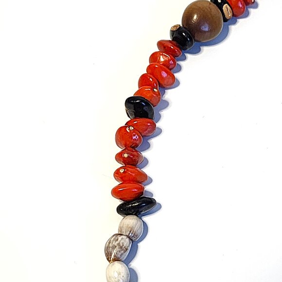 Vintage seed bean necklace - Picture 3 of 8